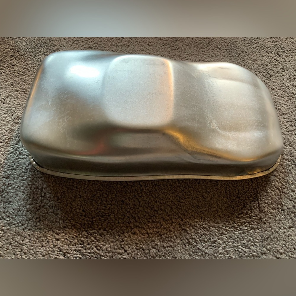 NASCAR CORVETTE CAKE PAN with PLASTIC SPOILER.  New! Nascar Race car. Vintage.